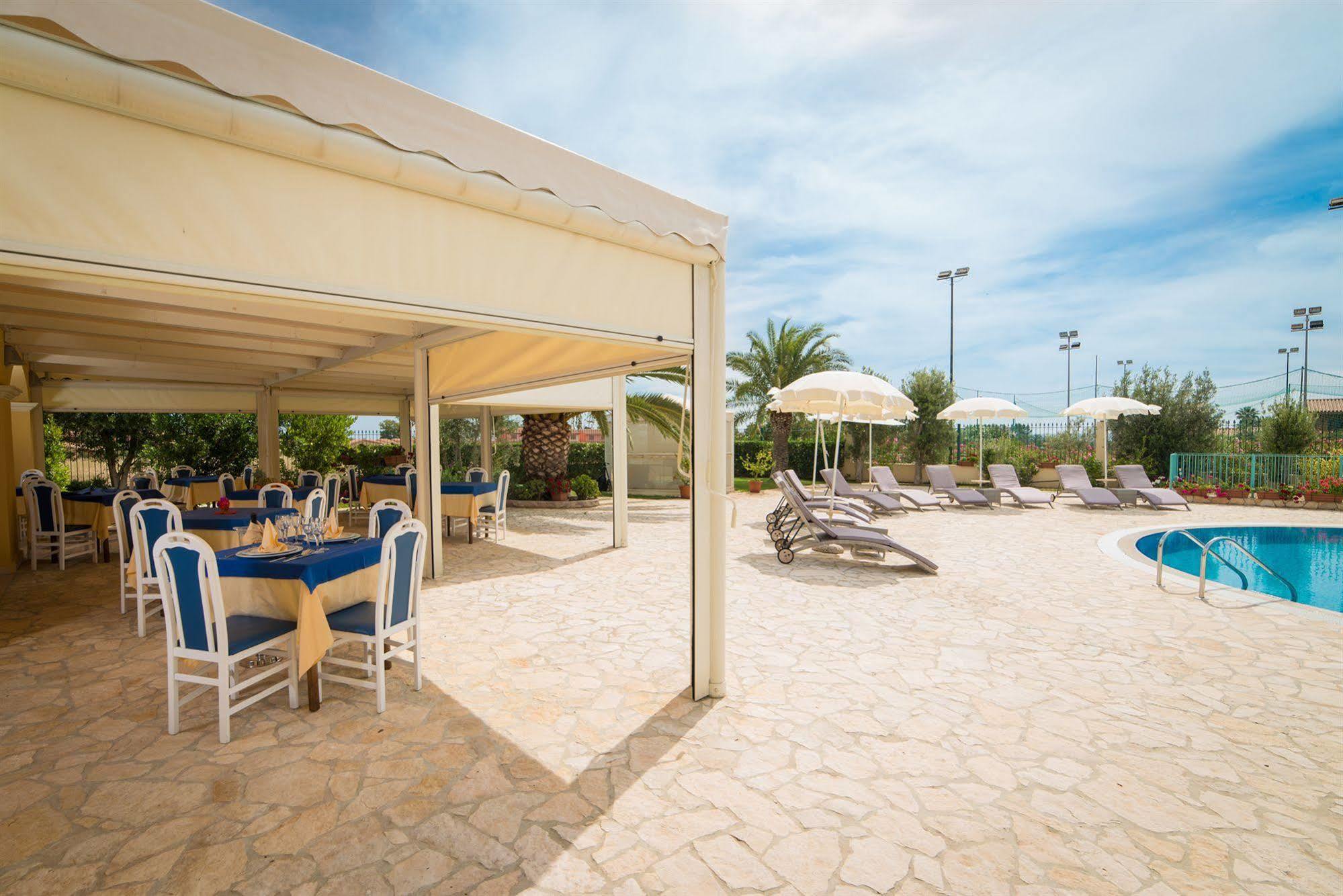 Hotel Ristorante Il Vascello Коста-Рей Екстер'єр фото